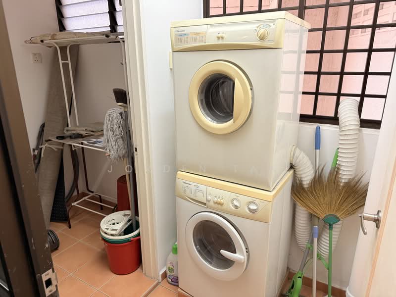 Condominium for Sale at Twin Towers - Jorden Tan - PropertyGuru.com.my