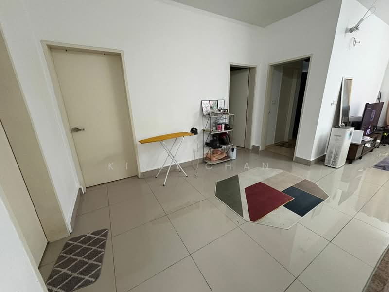 Kondominium untuk Dijual di The Holmes 1 - KINKI CHAN - Living Room - PropertyGuru.com.my