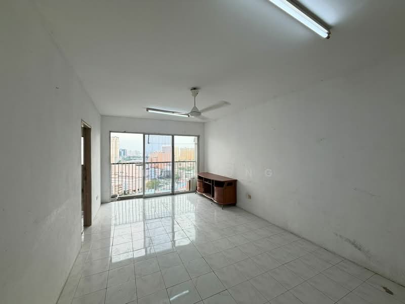 Pangsapuri untuk Dijual di Kota Emas - Engie Ong - Living Room - PropertyGuru.com.my