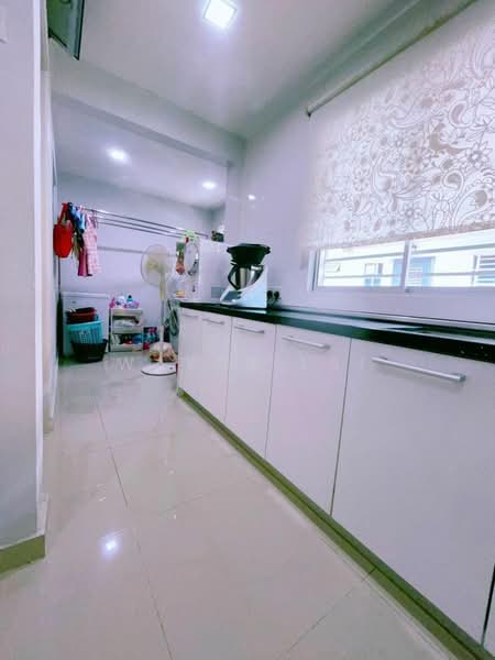 Rumah Bandar untuk Dijual di Taman Tasik Puchong (Puchong) - Wayne Lai - Kitchen - PropertyGuru.com.my