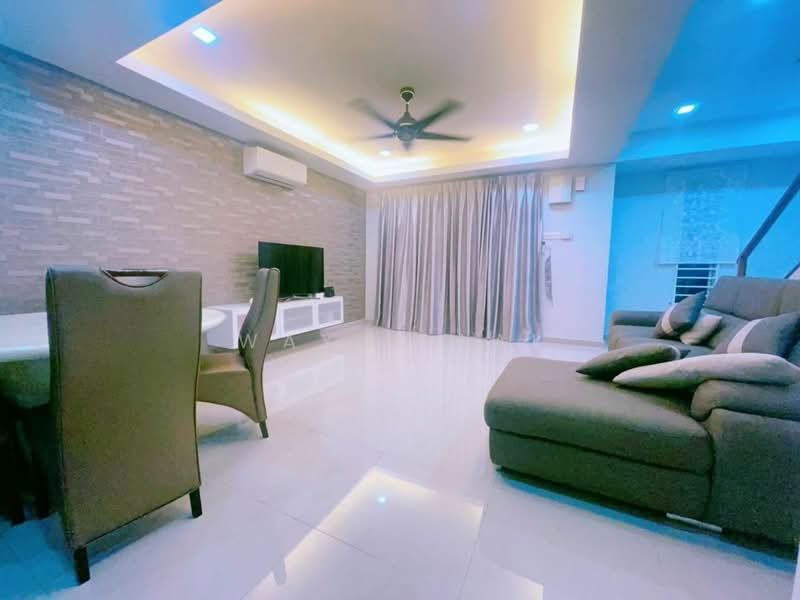 Rumah Bandar untuk Dijual di Taman Tasik Puchong (Puchong) - Wayne Lai - Living Room - PropertyGuru.com.my