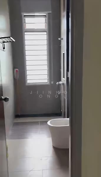 Rumah Kluster untuk Disewa di Iskandar Puteri (Nusajaya) (Johor) - JiinHo Ong - Bathroom - PropertyGuru.com.my