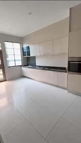 Rumah Kluster untuk Disewa di Iskandar Puteri (Nusajaya) (Johor) - JiinHo Ong - Kitchen - PropertyGuru.com.my