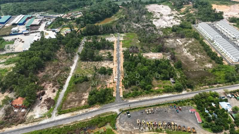 Untuk Dijual - Kampung Pulau Meranti