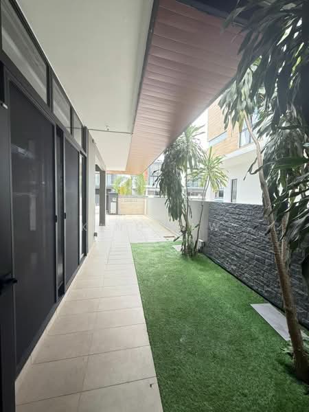 Rumah Berkembar untuk Dijual di Taman Gaya (Ulu Tiram) - Kino Jaw - Exterior - PropertyGuru.com.my