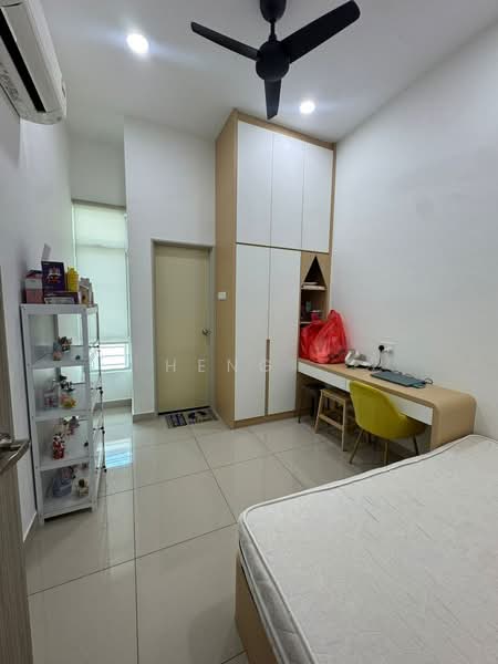 2-storey Terraced House for Sale in Johor Bahru (Johor) - Heng . - Bedroom - PropertyGuru.com.my