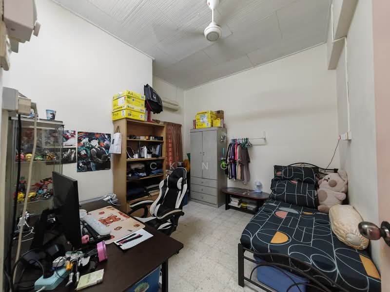 2-storey Terraced House for Sale at Taman Rasah Jaya - CK Ng - Bedroom - PropertyGuru.com.my