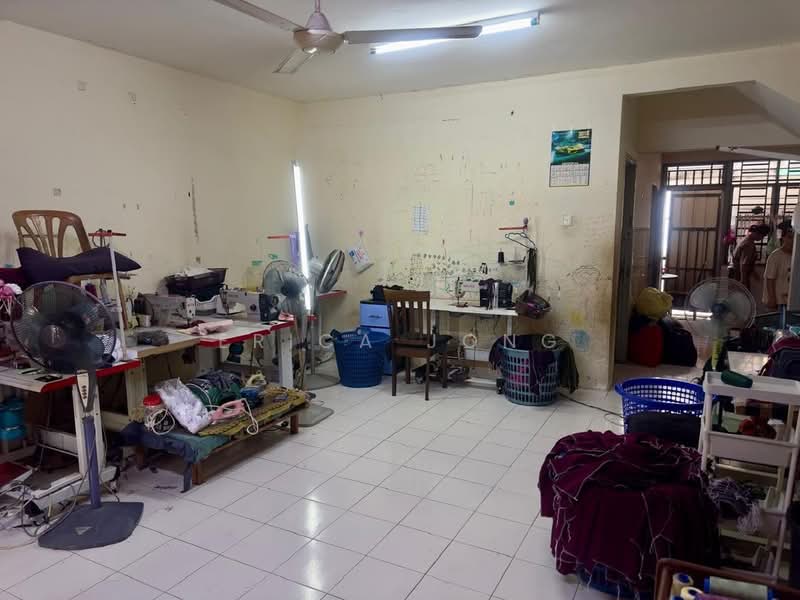 Rumah Teres 2 Tingkat untuk Dijual di Taman Sri Saujana (Kota Tinggi) - Erica Jong - Interior - PropertyGuru.com.my