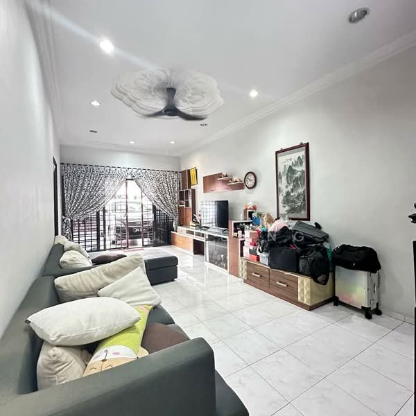 Rumah Teres 1 Tingkat untuk Dijual di Taman Desa Harmoni (Masai) - Xiuxiu Ng - Living Room - PropertyGuru.com.my