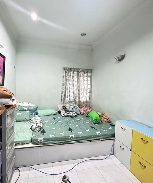 Rumah Teres 1 Tingkat untuk Dijual di Taman Desa Harmoni (Masai) - Xiuxiu Ng - Bedroom - PropertyGuru.com.my