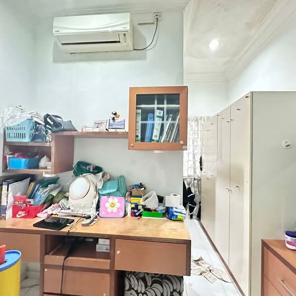 Rumah Teres 1 Tingkat untuk Dijual di Taman Desa Harmoni (Masai) - Xiuxiu Ng - Study - PropertyGuru.com.my