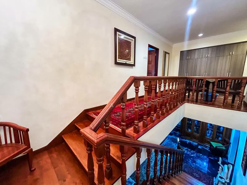 Rumah Banglo untuk Dijual di Taman Damansara Endah (Damansara Heights) - Fauzi Abdullah - Corridor - PropertyGuru.com.my