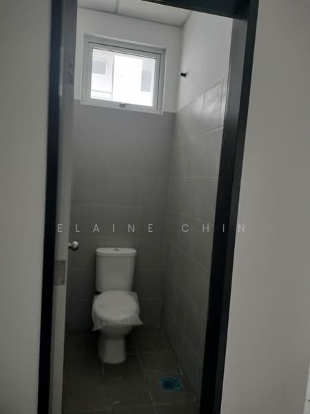 Kedai untuk Disewa di Bandar Tasik Puteri (Rawang) - Elaine Chin - Bathroom - PropertyGuru.com.my