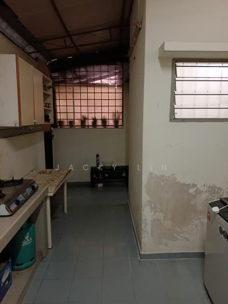 2.5-storey Terraced House for Sale in Wangsa Baiduri (Subang Jaya) - Jacky Lin - Kitchen - PropertyGuru.com.my