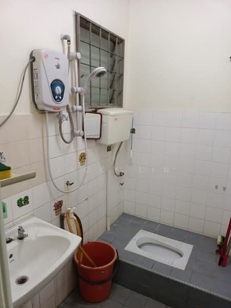 2.5-storey Terraced House for Sale in Wangsa Baiduri (Subang Jaya) - Jacky Lin - Bathroom - PropertyGuru.com.my