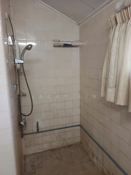 2.5-storey Terraced House for Sale in Wangsa Baiduri (Subang Jaya) - Jacky Lin - Bathroom - PropertyGuru.com.my