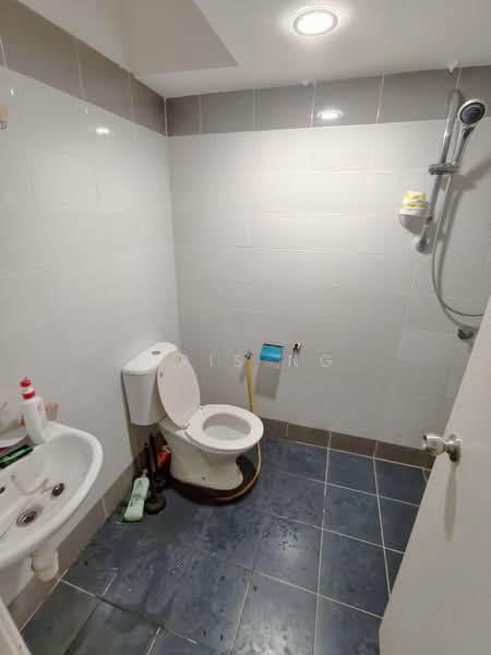 Rumah Bandar untuk Disewa di George Town (Penang) - Cris Ng - Bathroom - PropertyGuru.com.my