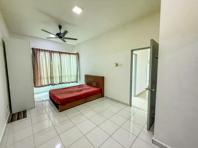 Condominium for Sale at D'suria Condominium - Amzar Faiz - Bedroom - PropertyGuru.com.my