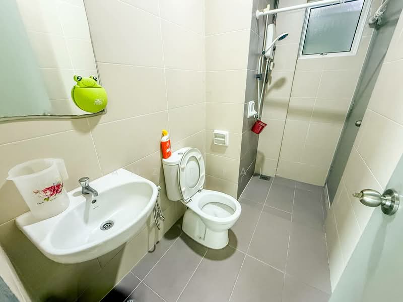 Condominium for Sale at D'suria Condominium - Amzar Faiz - PropertyGuru.com.my