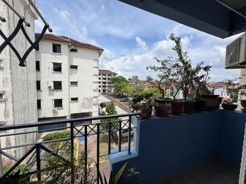 Kondominium untuk Dijual di Skudai Villa - Yvonne Lim - Balcony - PropertyGuru.com.my