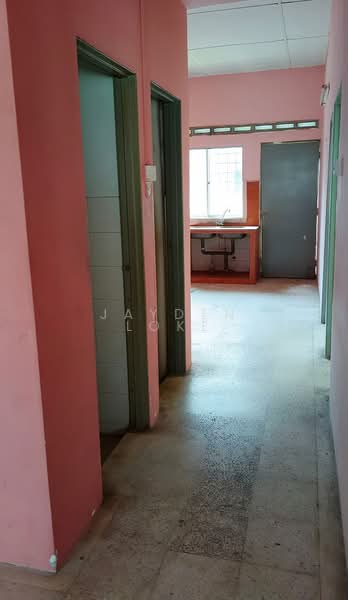 1-storey Terraced House for Sale in Klang (Selangor) - Jayden Loke - Kitchen - PropertyGuru.com.my