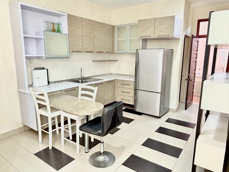Rumah Kluster untuk Disewa di Kulai (Johor) - Bryan Seng - Kitchen - PropertyGuru.com.my