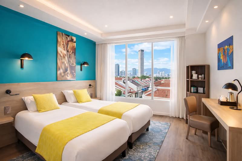Hotel / Resort untuk Dijual di George Town (Penang) - Seamus Kor - Bedroom - PropertyGuru.com.my