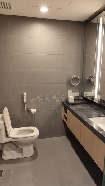 Servis Apartment untuk Disewa di Fraser Residence (188 Suites) - Weng Loong Kok - Bathroom - PropertyGuru.com.my