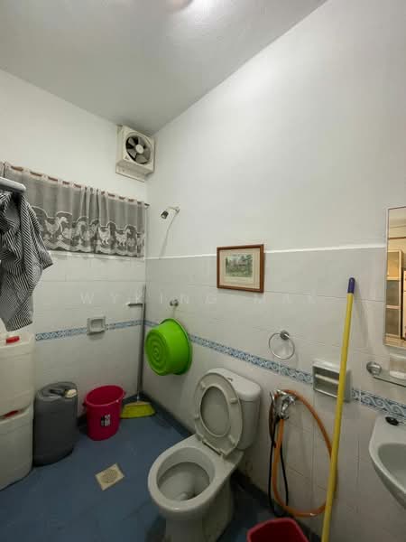 Rumah Teres 2 Tingkat untuk Dijual di BANDAR PUCHONG JAYA (Puchong) - Wyking Mak - Bathroom - PropertyGuru.com.my