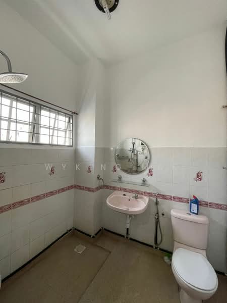 Rumah Teres 2 Tingkat untuk Dijual di BANDAR PUCHONG JAYA (Puchong) - Wyking Mak - Bathroom - PropertyGuru.com.my