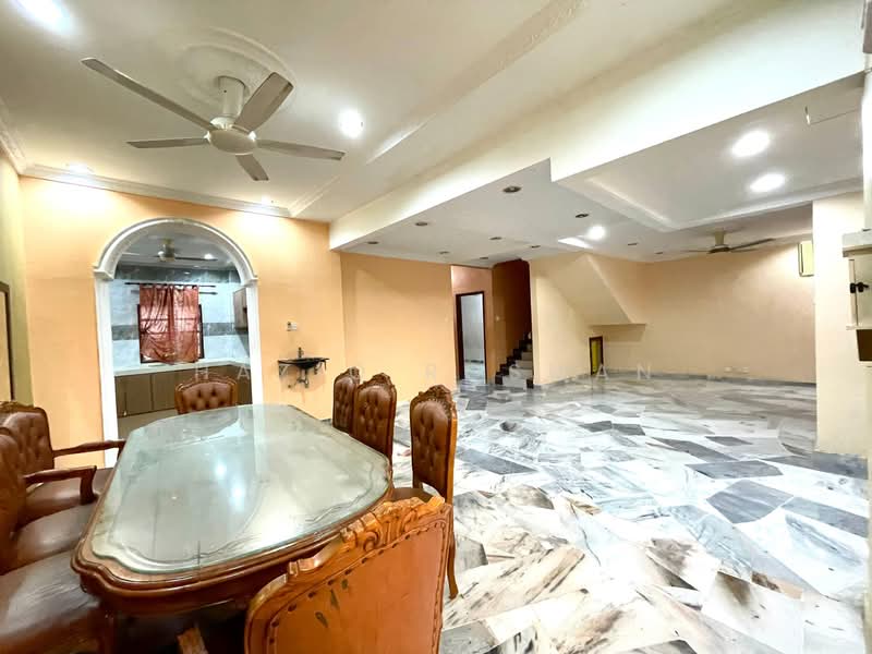 Rumah Teres 2 Tingkat untuk Dijual di Bandar Tun Hussein Onn (Cheras) - Haziq Rosman - Dining Room - PropertyGuru.com.my