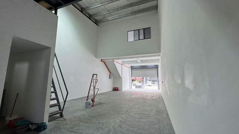 Taman Industri Jaya - 1.5 Storey Terrace Factory for Rent - 1