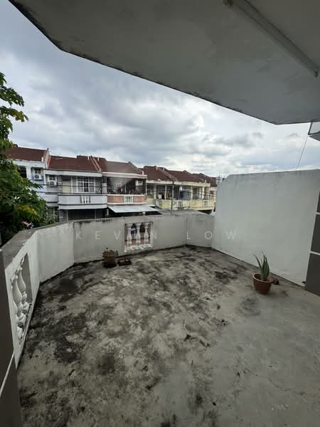 Rumah Teres 2 Tingkat untuk Disewa di Seremban (Negeri Sembilan) - Kevin Low - Balcony - PropertyGuru.com.my