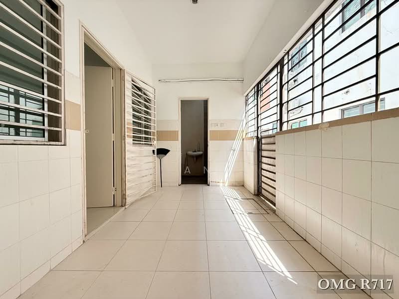 2-storey Terraced House for Sale in Setia Alam (Selangor) - Ryan . - Corridor - PropertyGuru.com.my