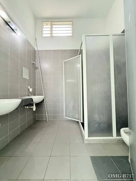 2-storey Terraced House for Sale in Setia Alam (Selangor) - Ryan . - Bathroom - PropertyGuru.com.my