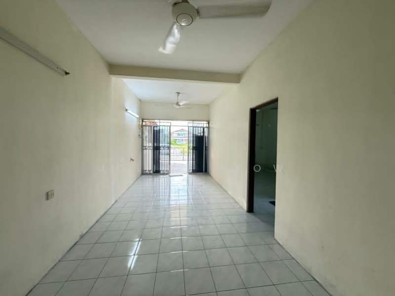 Semi-Detached House for Sale in Taman Lapangan Pelangi (Simpang Pulai) - Joline YEOW - Interior - PropertyGuru.com.my