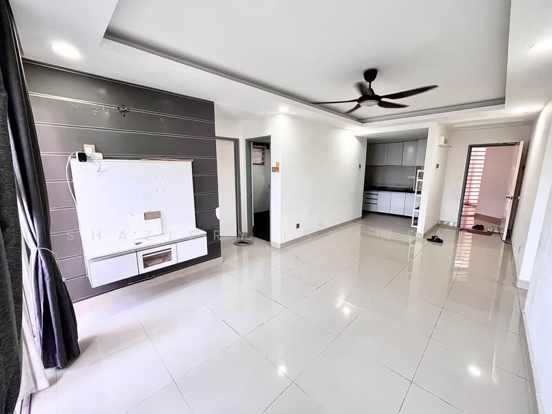 Kondominium untuk Disewa di Magna Ville - Shaziery Iskandar - Living Room - PropertyGuru.com.my