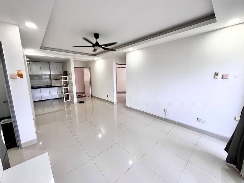 Kondominium untuk Disewa di Magna Ville - Shaziery Iskandar - Living Room - PropertyGuru.com.my