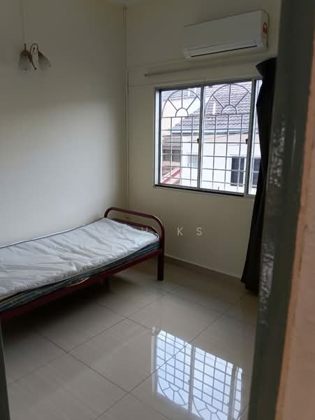 Rumah Teres untuk Disewa di Usj 3 (Subang Jaya) - Teh KS - Bedroom - PropertyGuru.com.my
