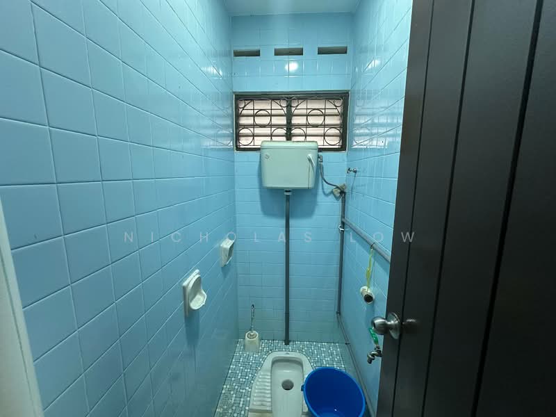 Rumah Teres 2 Tingkat untuk Disewa di Taman Pelangi (Johor Bahru) - Nicholas Low - Bathroom - PropertyGuru.com.my