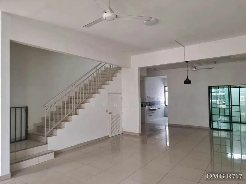 2-storey Terraced House for Sale in Setia Alam (Selangor) - Ryan . - Living Room - PropertyGuru.com.my