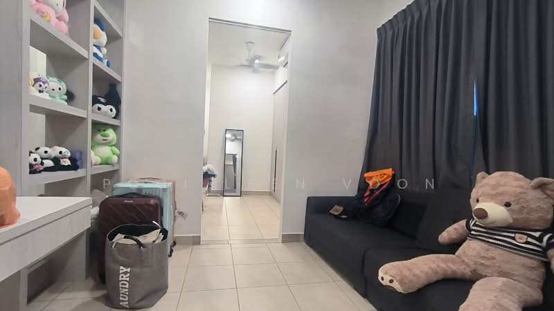 Rumah Kluster untuk Dijual di Taman Austin Heights (Tebrau) - Pooi Leen Voon - Living Room - PropertyGuru.com.my