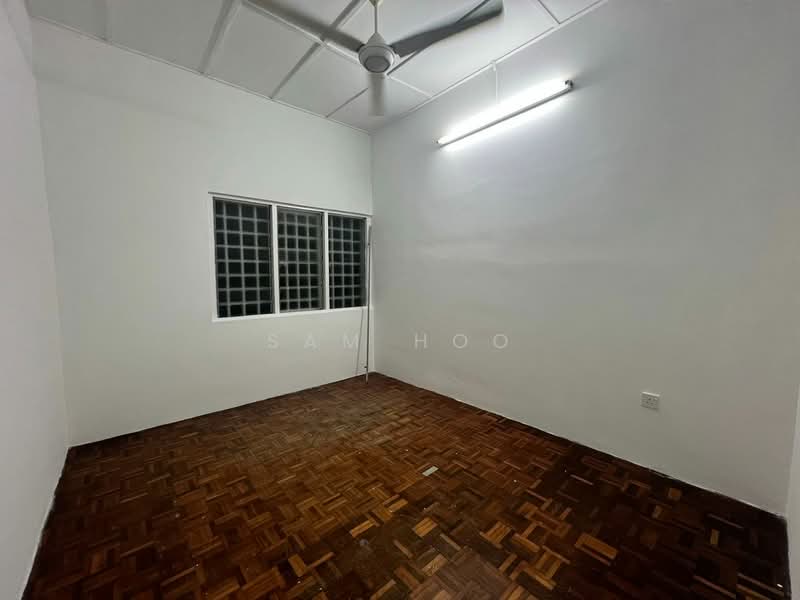 Terraced House for Rent in Bandar Sungai Long (Selangor) - Sam Hoo - Interior - PropertyGuru.com.my