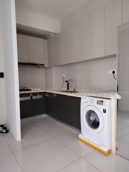 Apartment for Rent at Kings Bay @ Country Garden Danga Bay - Alan Chen - Kitchen - PropertyGuru.com.my