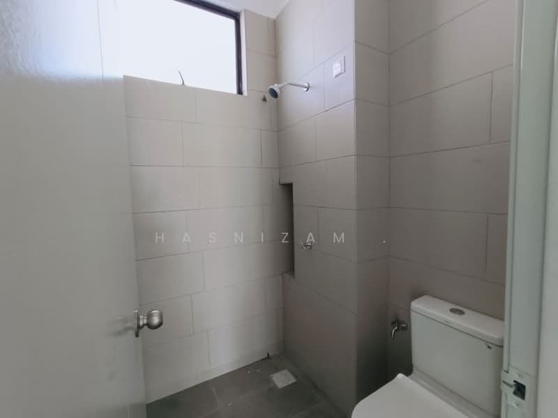 2-storey Terraced House for Sale in Kulim (Kedah) - Hasnizam . - Bathroom - PropertyGuru.com.my