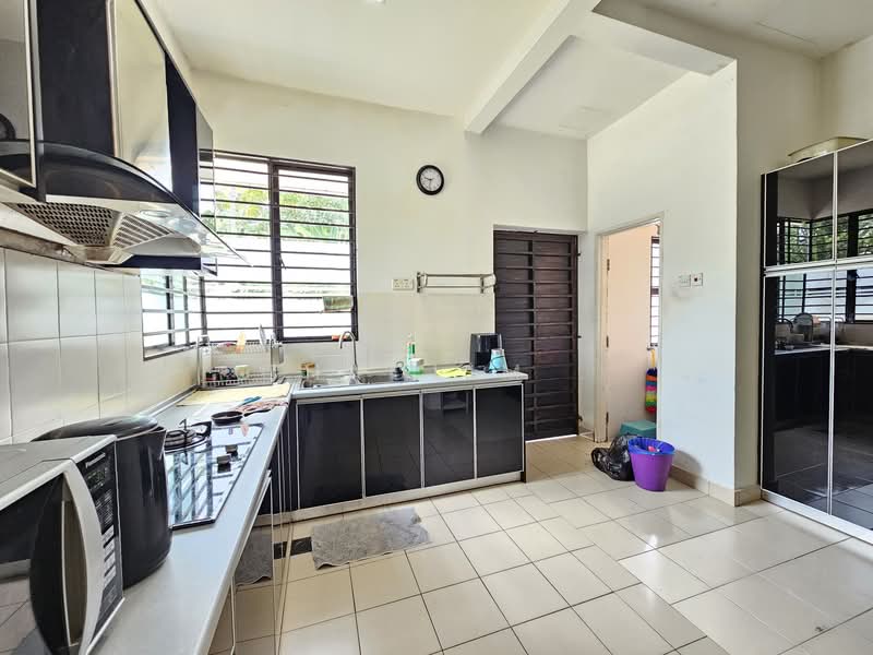 Rumah Banglo untuk Dijual di Batu 9 (Cheras) - ChaoLim . - Kitchen - PropertyGuru.com.my