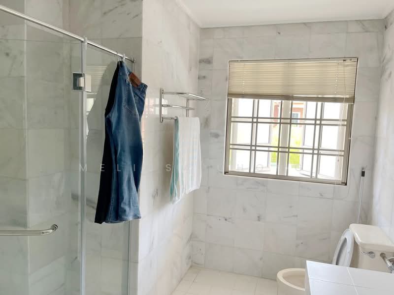 Terraced House for Sale in Bandar Sungai Long (Selangor) - Melissa Chong - Bathroom - PropertyGuru.com.my