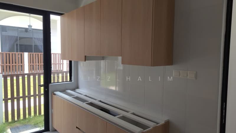 2-storey Terraced House for Rent in Setia Safiro (Cyberjaya) - Mu'izz Halim - Kitchen - PropertyGuru.com.my