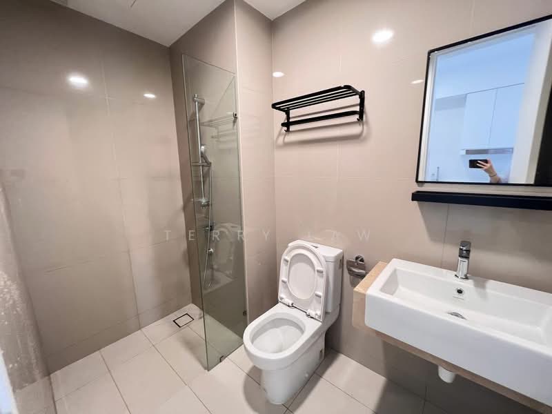 Service Residence for Rent at Southlink - Terry Law - Bathroom - PropertyGuru.com.my