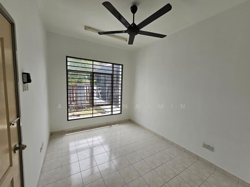 Rumah Teres 1 Tingkat untuk Dijual di Bandar Bukit Raja (Klang) - Amril Najmin - Interior - PropertyGuru.com.my